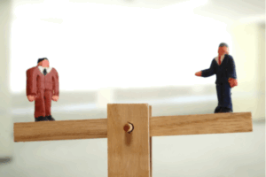 特定技能ビザと技能実習ビザの5つの違いを徹底比較！雇用時のポイントとは