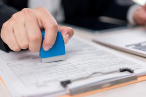 日本の就労ビザの取得は難しい？条件や取得手順を解説