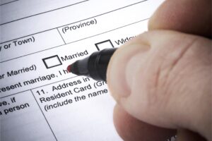 配偶者ビザを自分で申請するメリットとは？取得条件を解説！