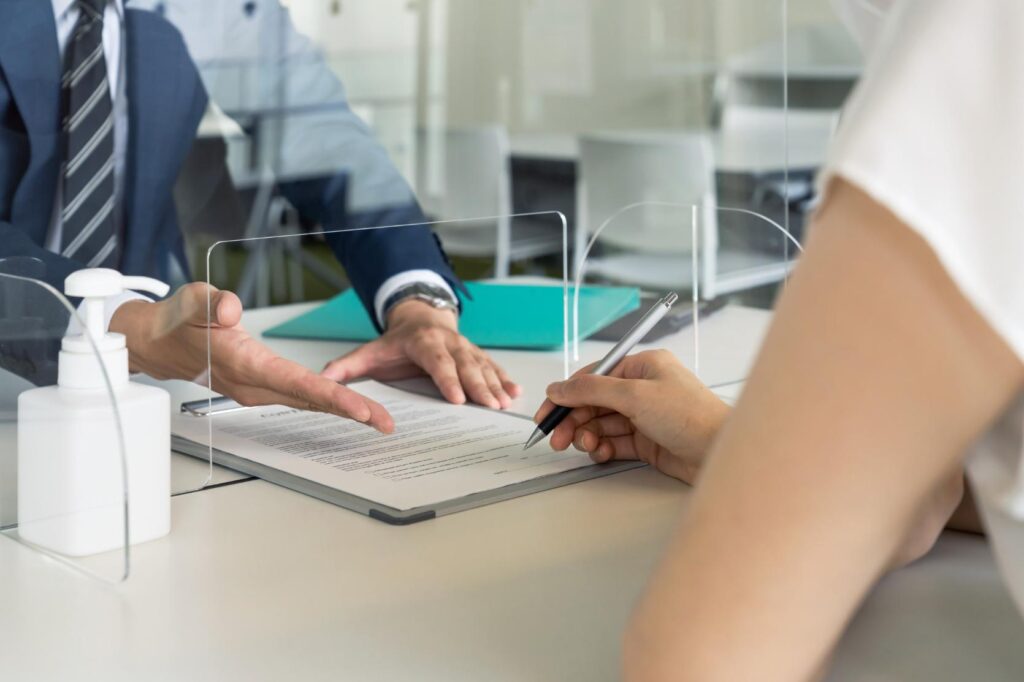 退職後に行うべき就労ビザの手続きとは
