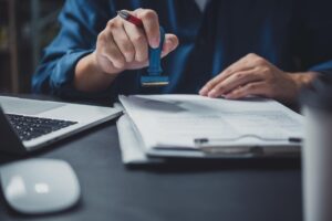 配偶者ビザの難易度は高い？取得難易度を下げるコツを解説！